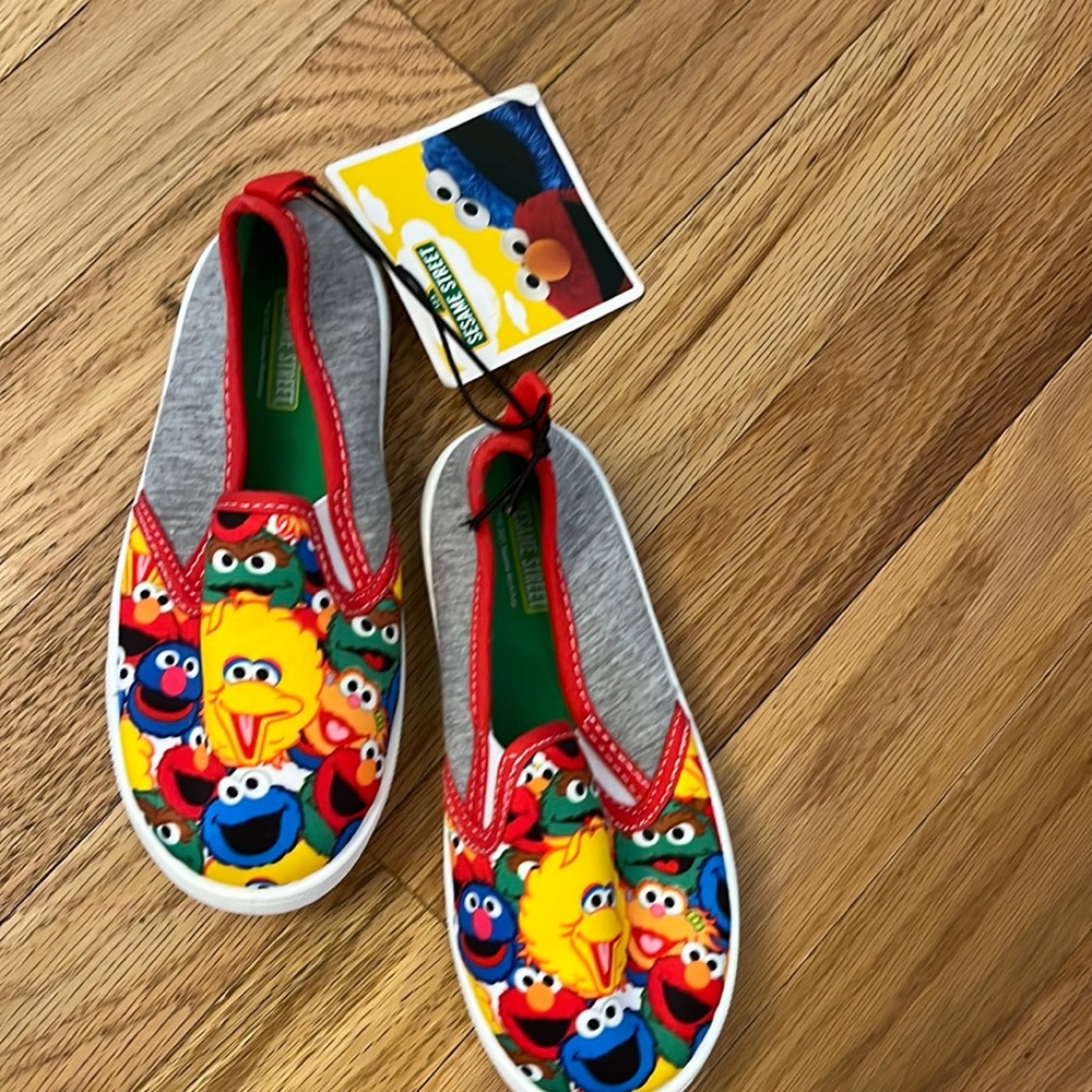 Sesame Street slide on shoes, toddler size 10